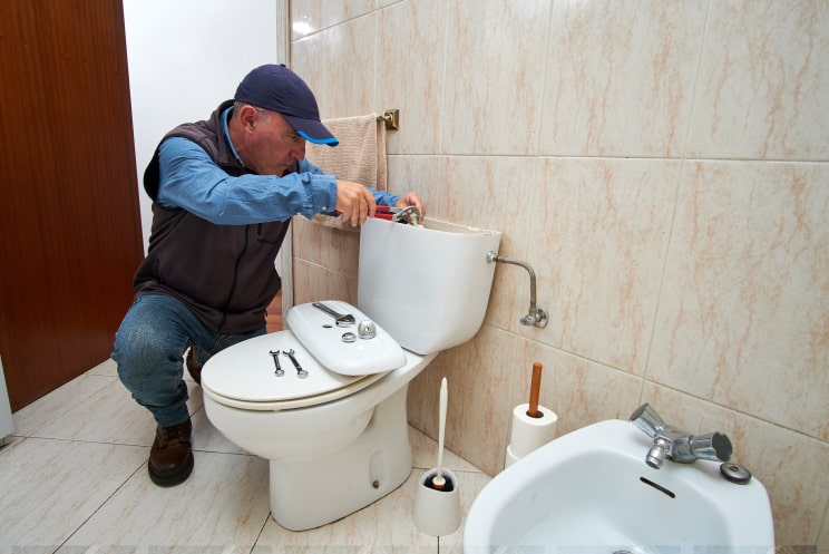 Instalare toaletă